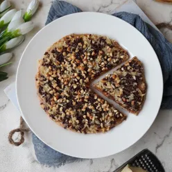 Pizza Pisang Kacang Cokelat