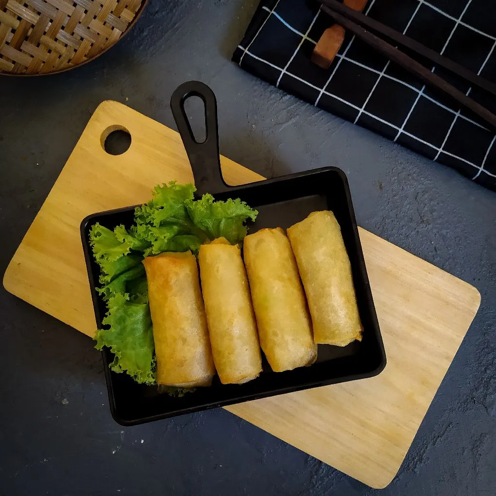 Lumpia isi Tahu