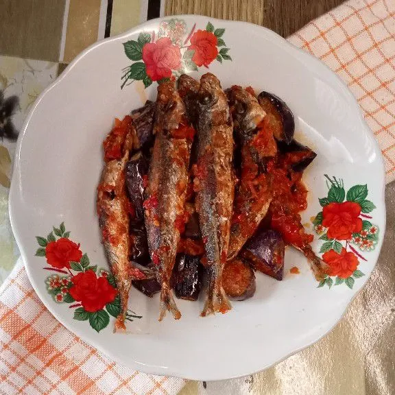 Ikan Terong Balado siap di nikmati.