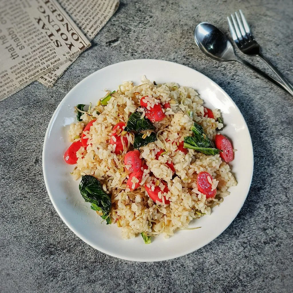 Nasi Goreng Sosis Sawi Tauge