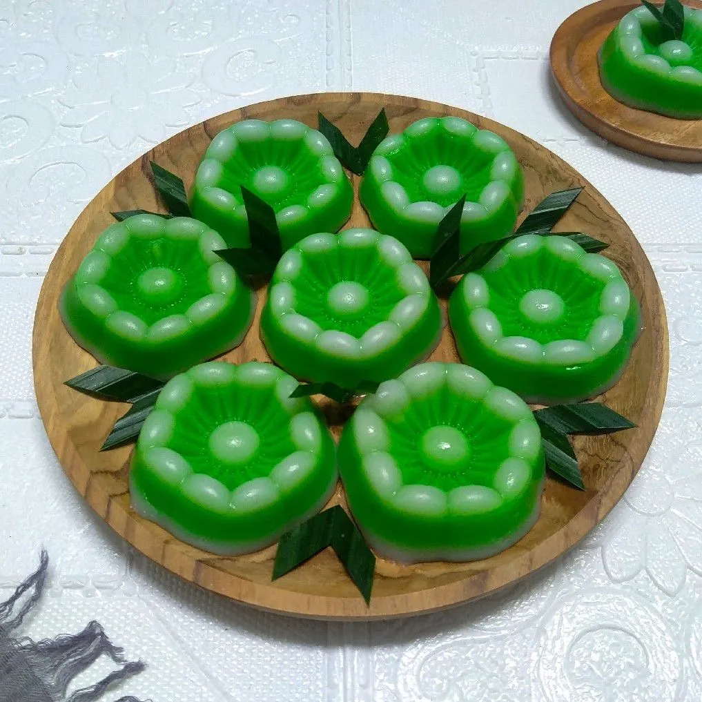 Kue Talam Pandan Motif Bunga