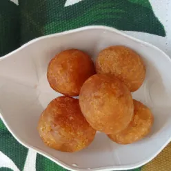Bola-bola Ubi Madu