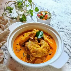 Gulai Ayam Bumbu Padang