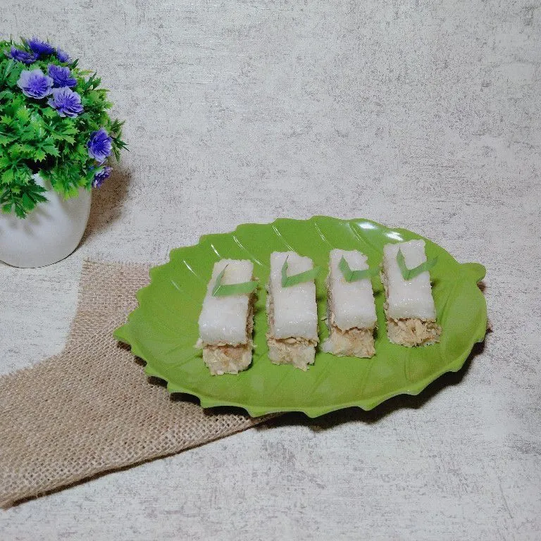 Lemper Isi Ayam