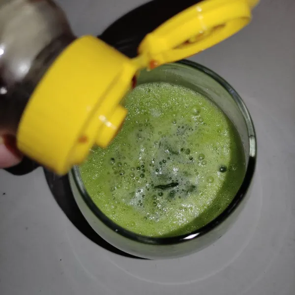 Masukan madu.