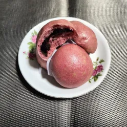 Bakpao Red Velved Isi Cokelat