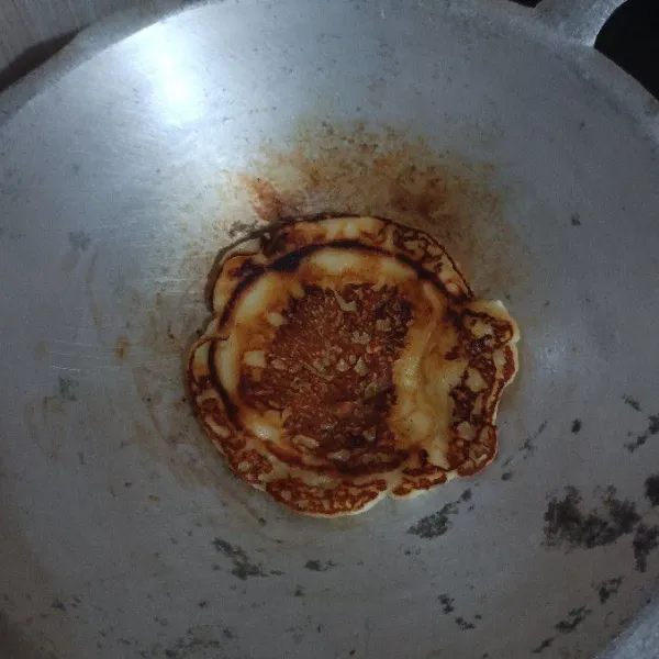 Balik disaat warnanya sudah kecoklatan dan garing.