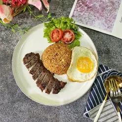 Nasi Goreng Steak Telur Mata sapi