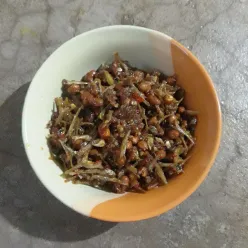 Teri Kacang Balado