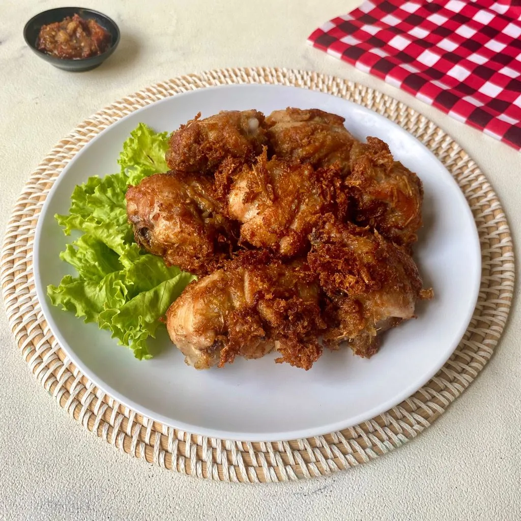 Ayam Goreng Serai