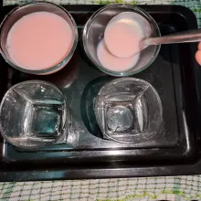 Setelah matang masukkan kedalam mangkuk dan gelas lalu tunggu set atau padat