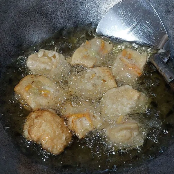 Goreng hingga golden brown.