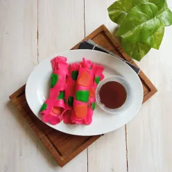 Roti Jala Pelangi Saus Moka