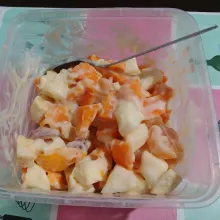 Aduk rata, bisa disimpan dalam kulkas agar lebih enak