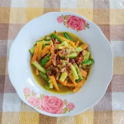 Tumis Timun Wortel Bumbu Kuning