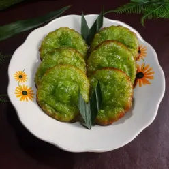 Cucur Pandan Suji