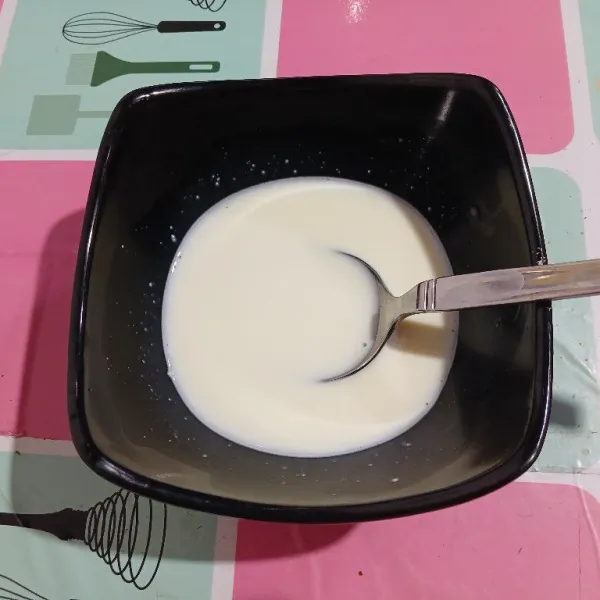 Cairkan fibercream dengan air hangat, sisihkan.