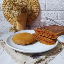 Dorayaki Moka Strawberry