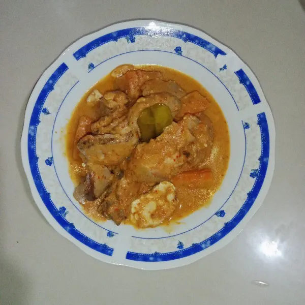 Hidangan siap disajikan.