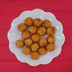 Bola-bola Ayam Crispy