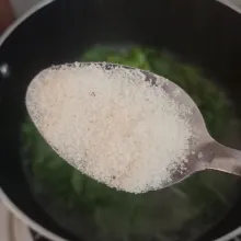 Bumbui dengan kaldu bubuk, gula ,garam.koreksi rasa.