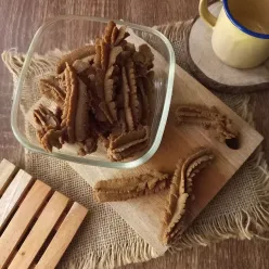 Kue Akar Kelapa Coklat