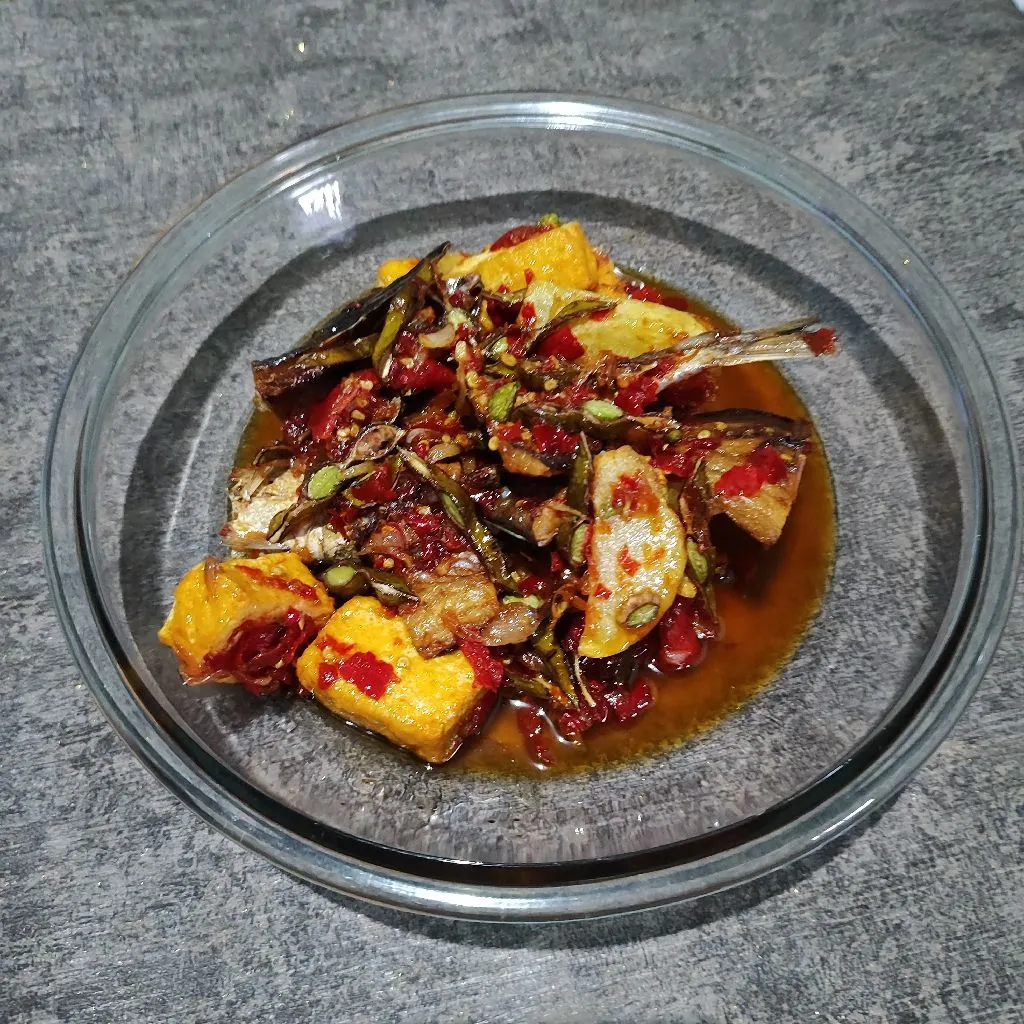 Sambal Ikan Asin Campur