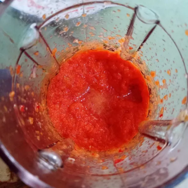 Blender bumbu halus.