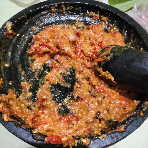 Jika sudah halus bisa langsung disajikan atau digoreng terlebih dahulu.