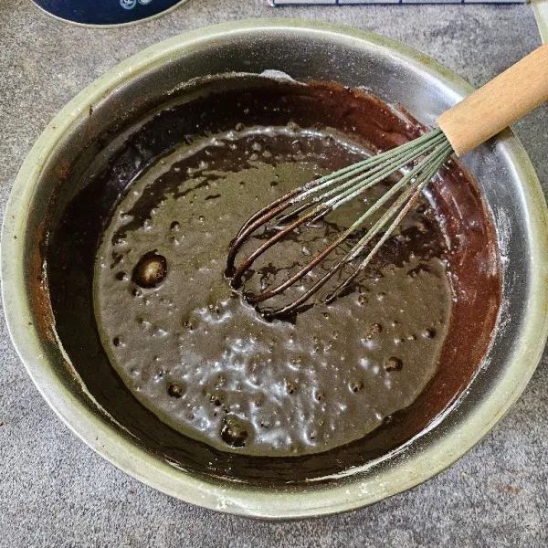 Aduk kembali hingga tercampur rata.