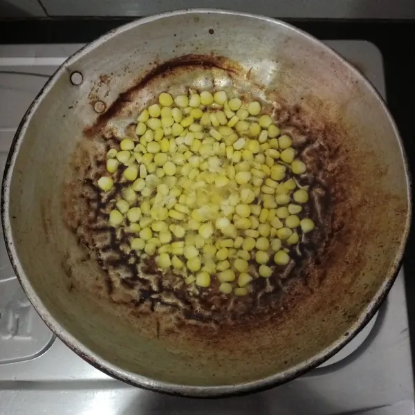 Rebus setengah matang jagung pipil.