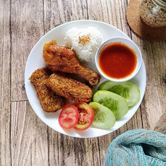 Ayam dan Tempe Ungkep