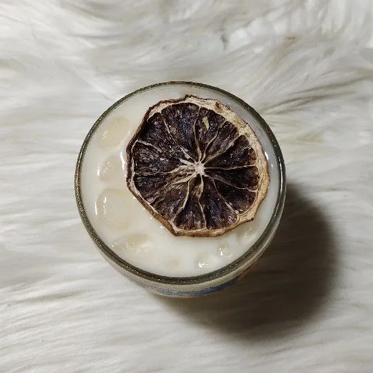 Terakhir, hias dengan lemon kering