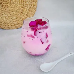 Es Buah Naga Susu Yogurt