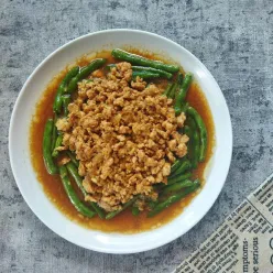 Cah Buncis Siram Ayam Saus Tiram