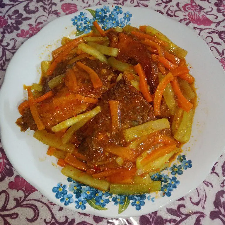 Acar Kuning Ikan Nila