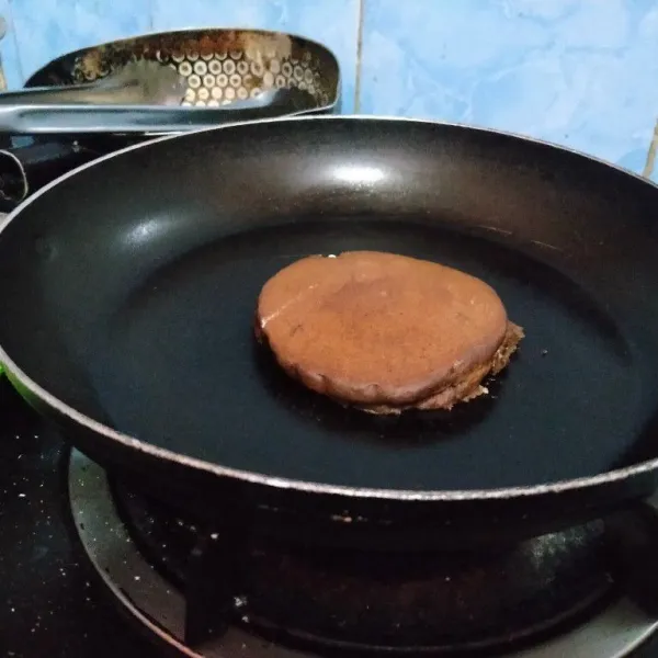 Resep Eggless Fluffy Chocolate Pancake Sederhana Rumahan di Yummy App