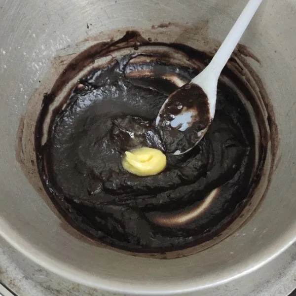 Masukkan margarin