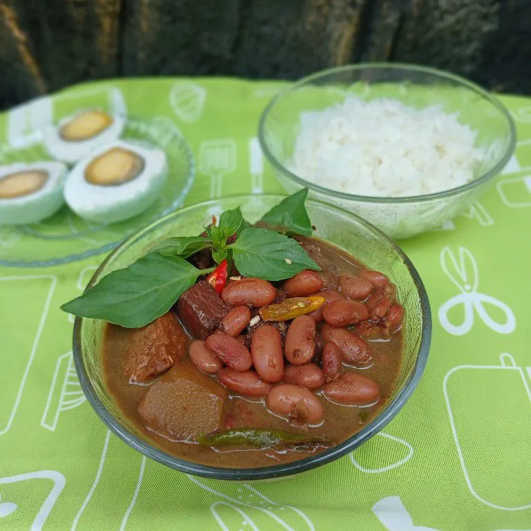 Brongkos Kacang Merah