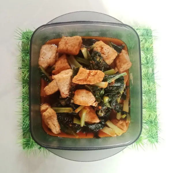 Hidangan siap disajikan.