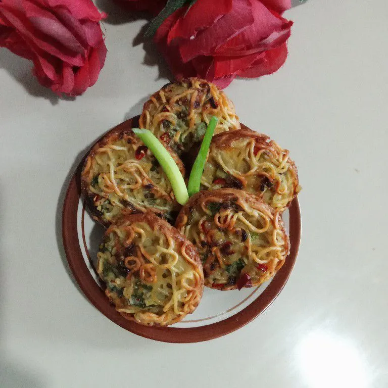 Pizza Mini Mie Telur