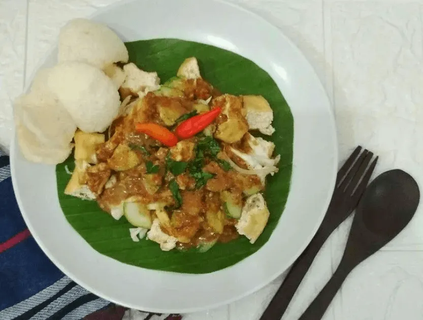 tahu campur makanan khas jawa timur