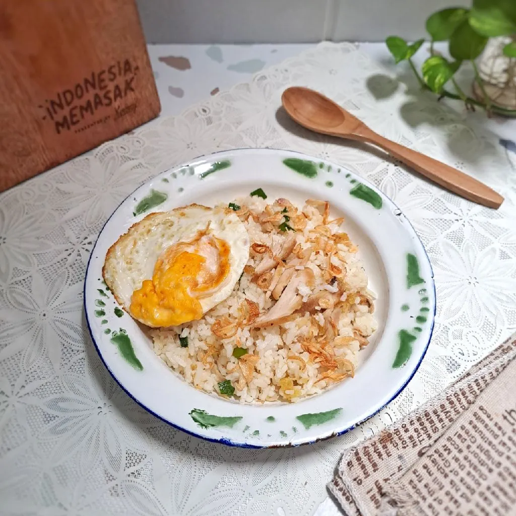 Nasi Goreng Ayam Daun Bawang