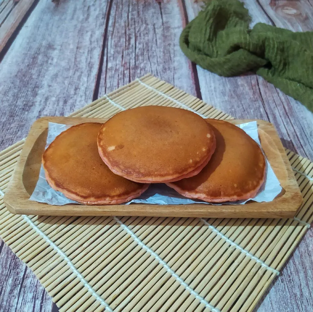 Dorayaki Strawberry Coklat