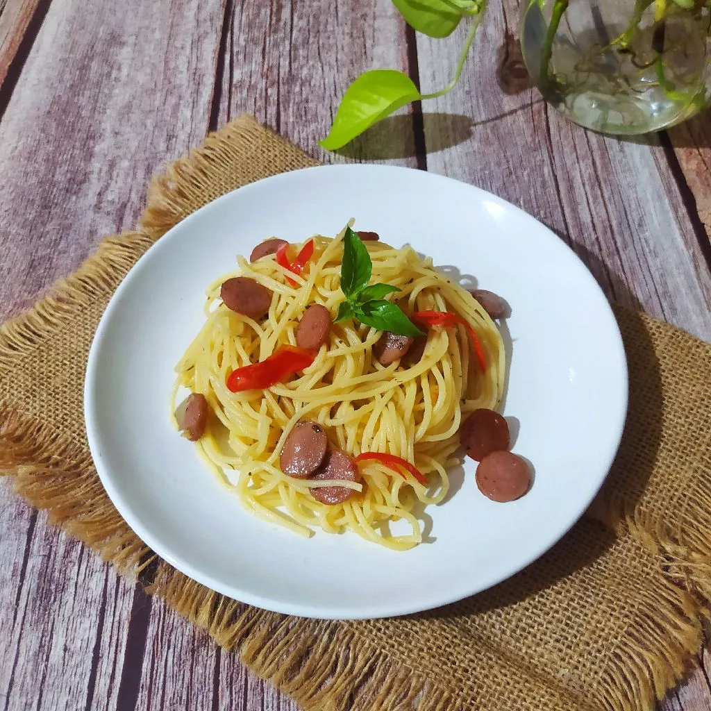 Spaghetti Aglio E Olio Sosis