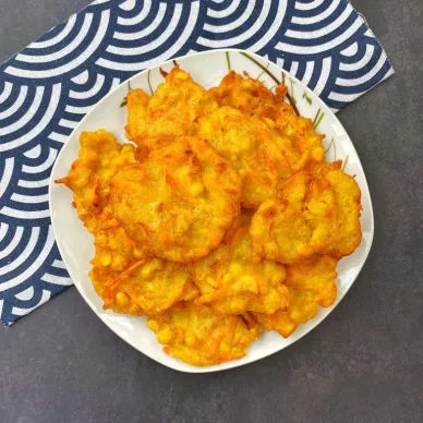 Bala-Bala Jagung Wortel Ebi