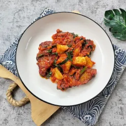 Balado Lauak Sisiak Daun Bawang
