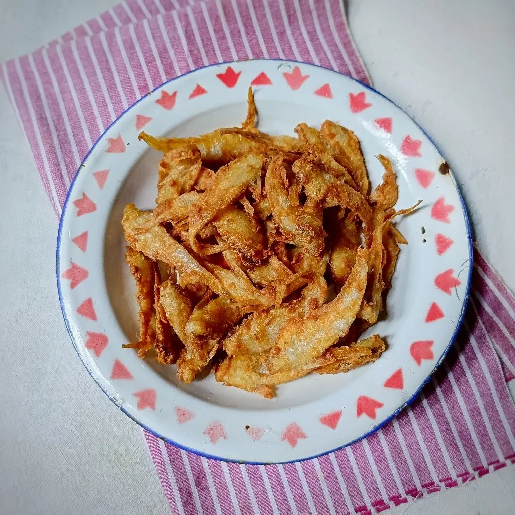 Ikan Bulu Ayam Goreng Tepung