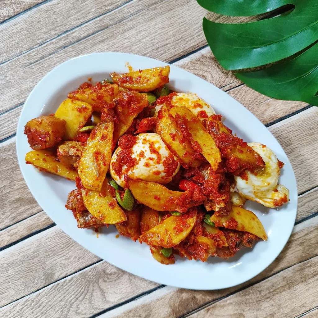 Ikan Asin Sambal Campur