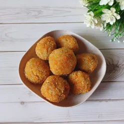 Bola-bola Pisang